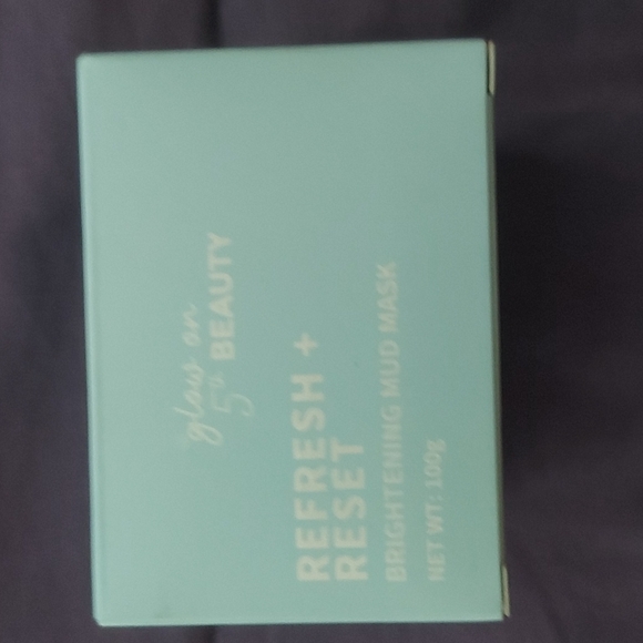 GLOW ON 5TH BEAUTY - Picture 1 of 1